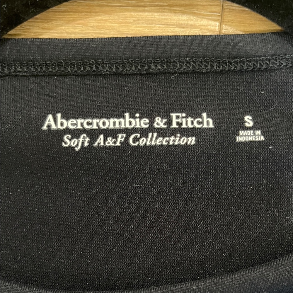 Abercrombie & Fitch Black Long Sleeve Bodysuit - Picture 2 of 2